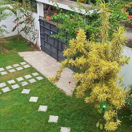 Villa Happy Home Bentota Exterior photo